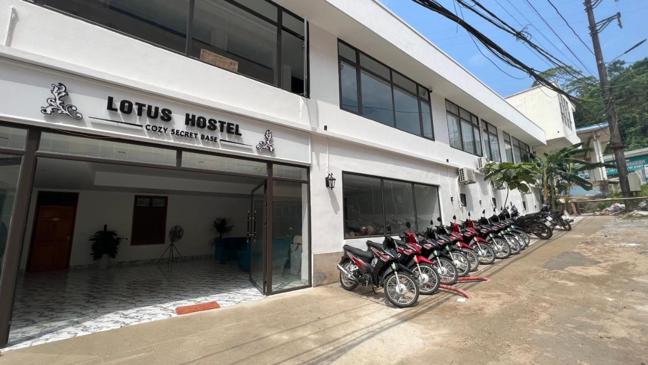 Ha Giang Lotus Hostel Motorbikes Tours Extérieur photo